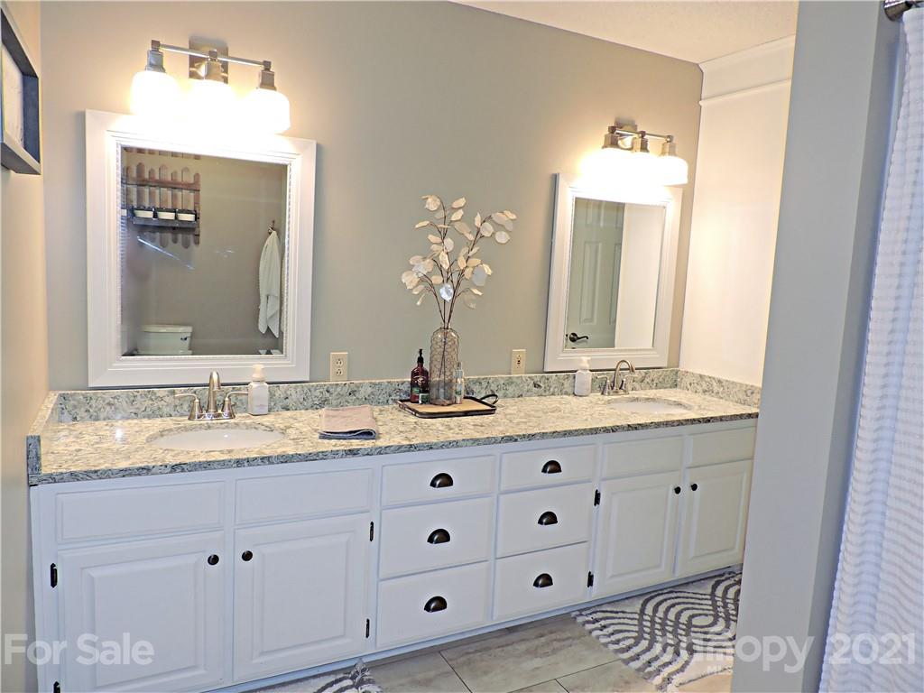 507 Rock Barn Road Northeast Conover, NC 28613 - Photo 23 of 45 Gallery Image 23