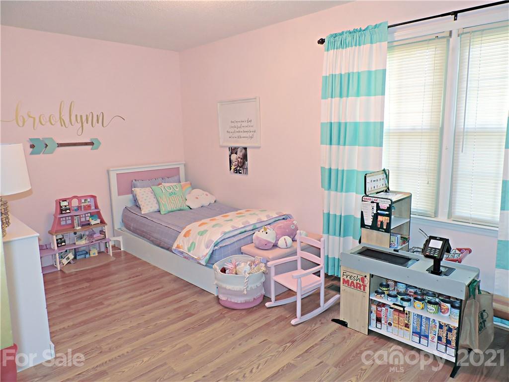 507 Rock Barn Road Northeast Conover, NC 28613 - Photo 25 of 45 Gallery Image 25