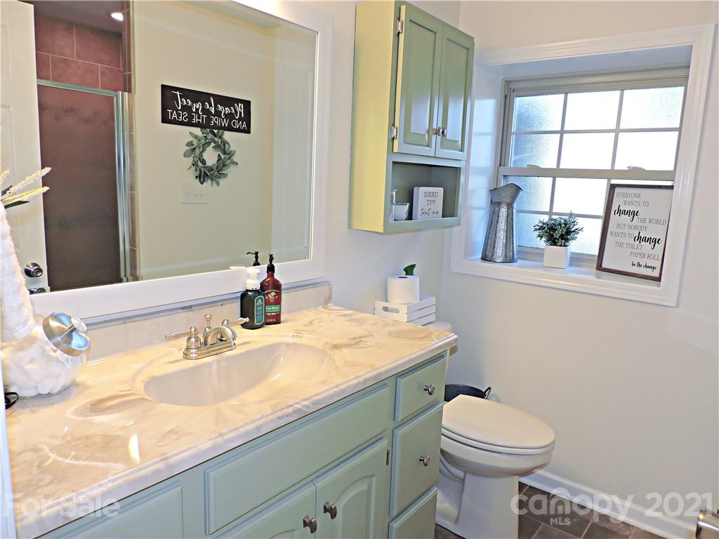 507 Rock Barn Road Northeast Conover, NC 28613 - Photo 33 of 45 Gallery Image 33