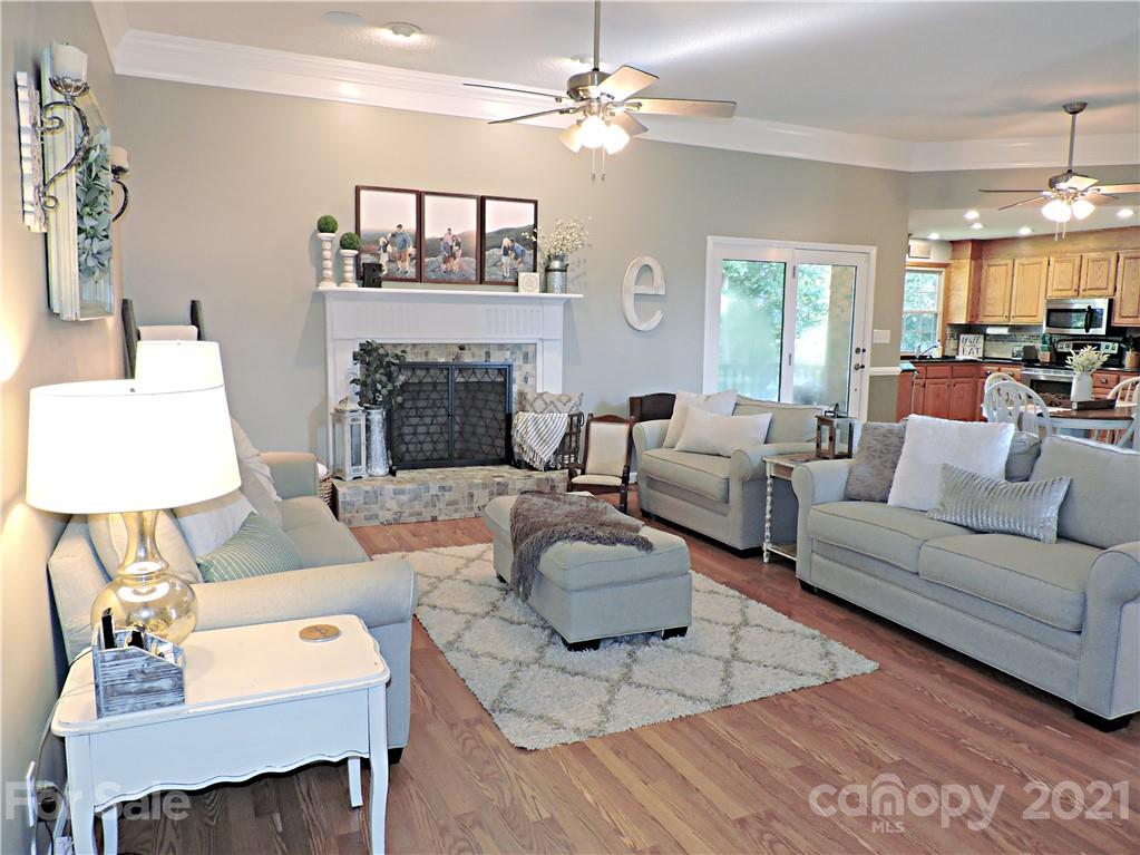 507 Rock Barn Road Northeast Conover, NC 28613 - Photo 6 of 45 Gallery Image 6