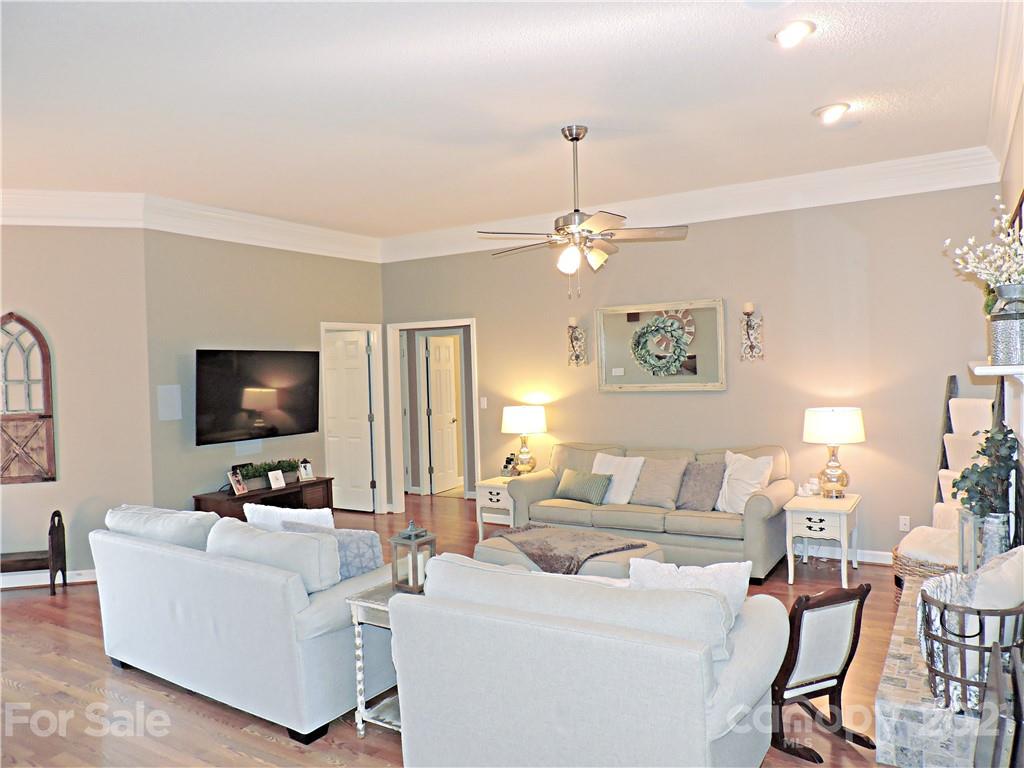 507 Rock Barn Road Northeast Conover, NC 28613 - Photo 7 of 45 Gallery Image 7