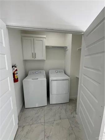 $1,300 | 913 North Blair Avenue, Unit 4, Edinburg, TX 78541