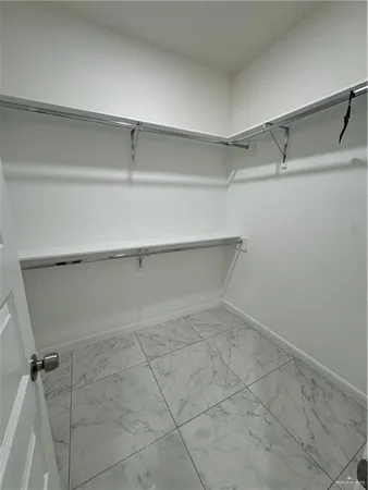 $1,300 | 913 North Blair Avenue, Unit 4, Edinburg, TX 78541