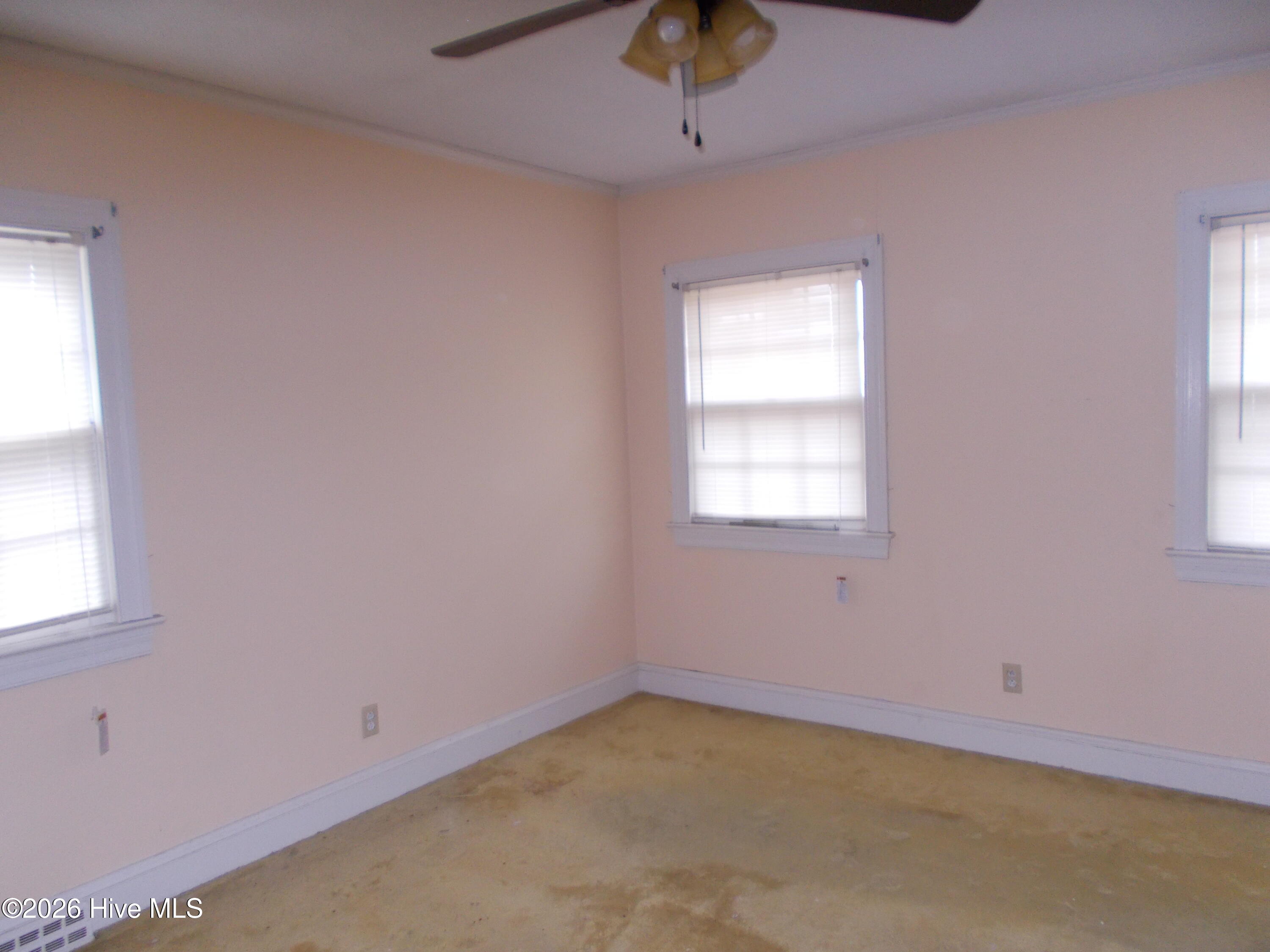 1606 Hardee Road Kinston, NC 28504 - Photo 8 of 13 DSCN2655