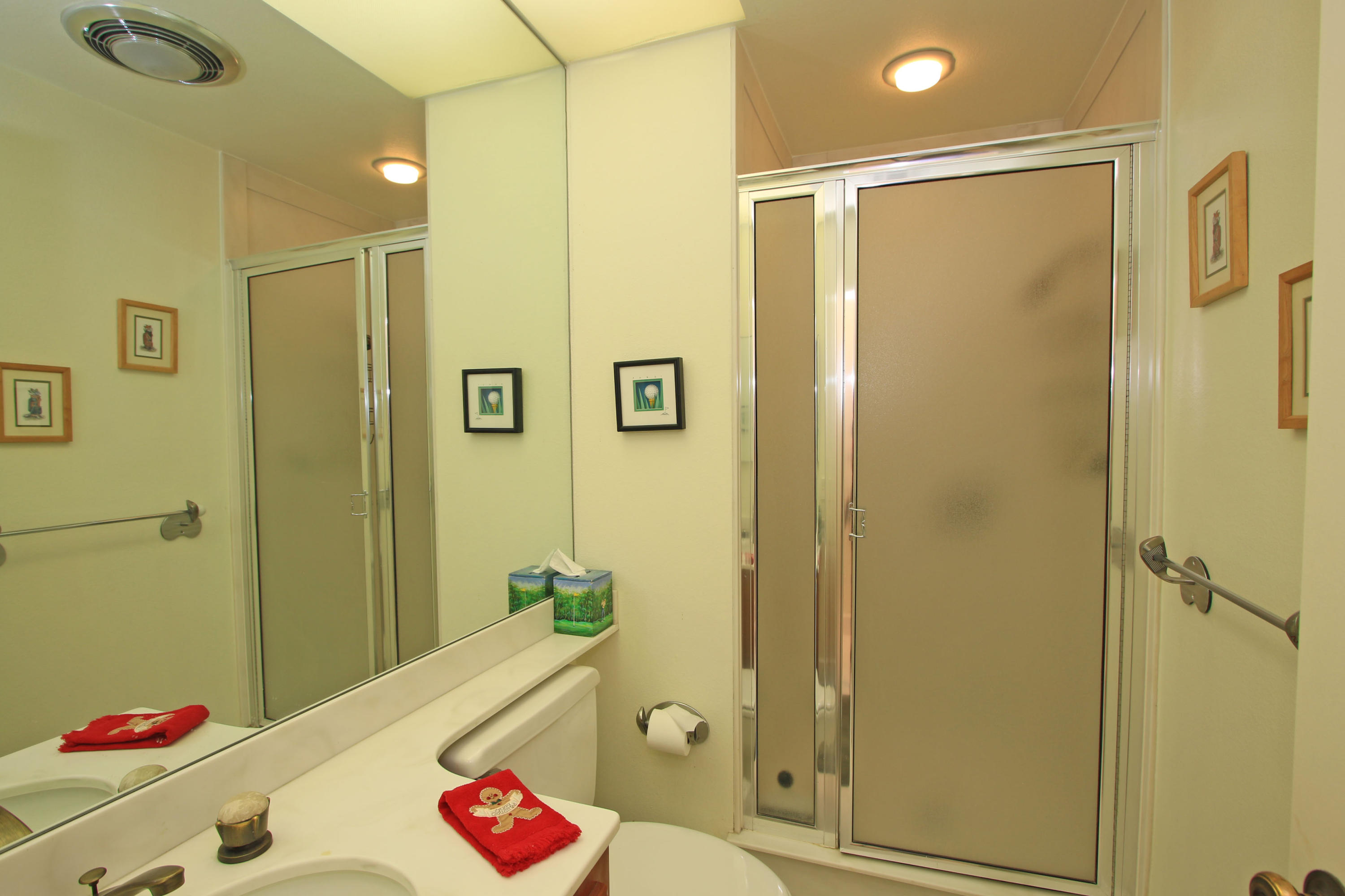 913 Inverness Drive Rancho Mirage, CA 92270 - Photo 34 of 52 a bathroom with a bathtub and a shower