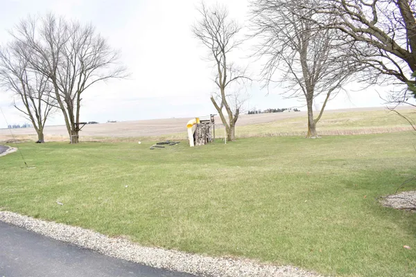$270,000 | 1892 West 1800 South, Kentland, IN 47951