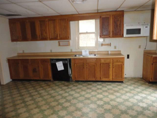 2272 Beaver Creek Road Mitchell, IN 47446 - Photo 7 of 10
