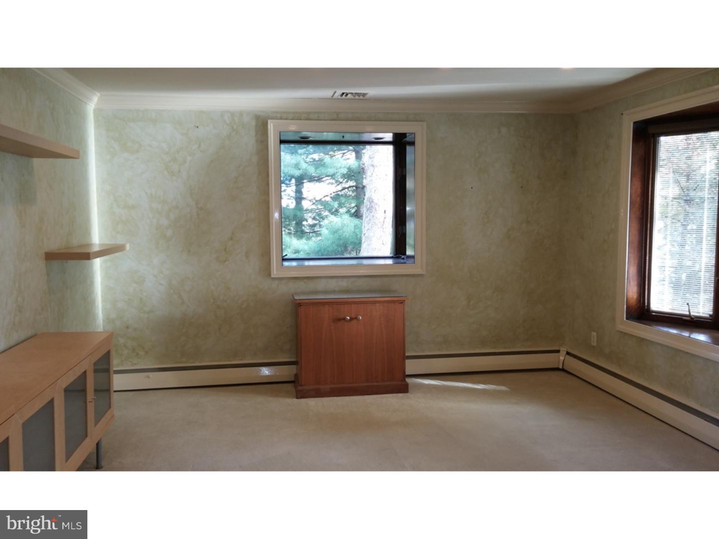 2 South Britton Road Springfield, PA 19064 - Photo 4 of 24 Living Room