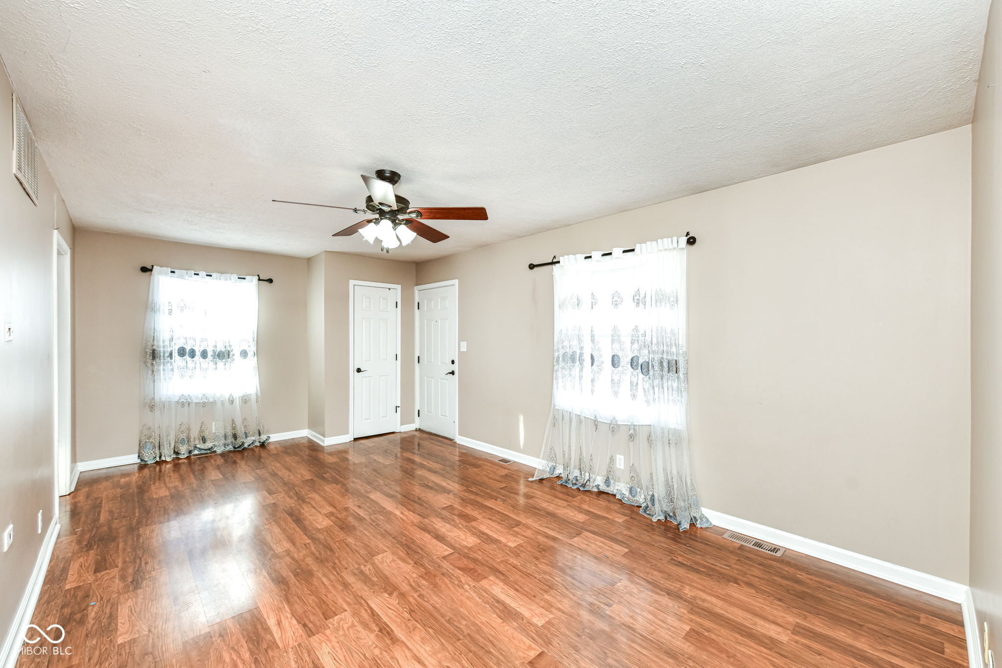 529 Maple Lane Brownsburg, IN 46112 - Photo 7 of 32