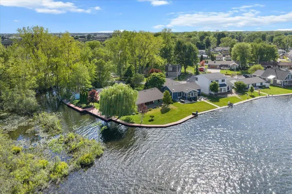 $799,900 | 4335 Harmony Drive, Shelbyville, MI 49344