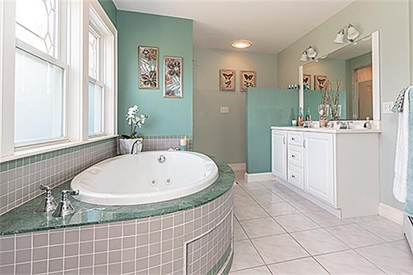 35 Middle Street Lexington, MA 02421 - Photo 9 of 14 a bathroom with a sink a mirror and a bathtub