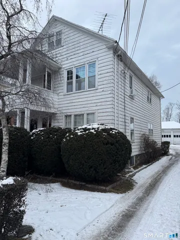 $499,900 | 2100 East Main Street, Bridgeport, CT 06610