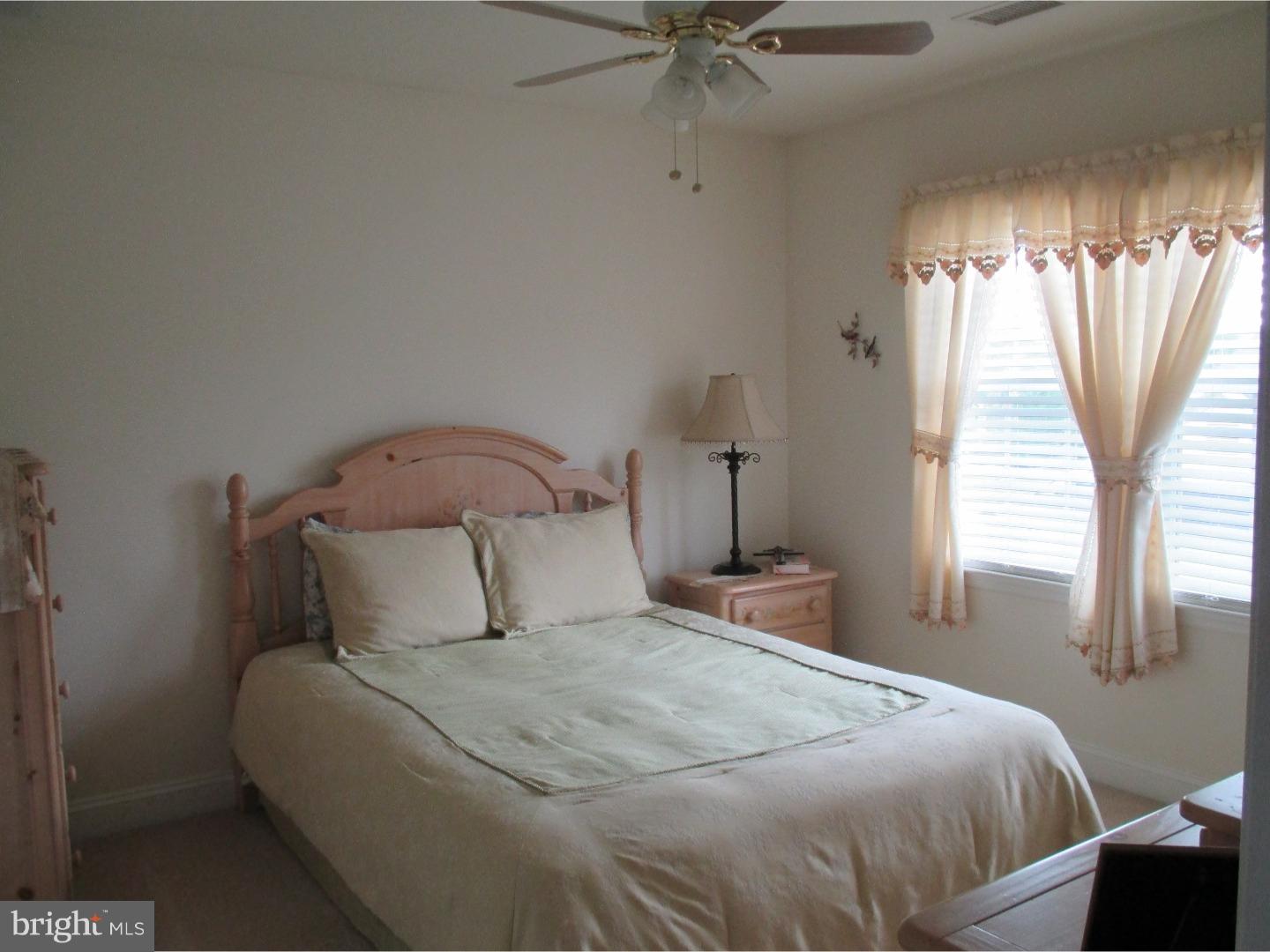 54 Trainor Circle Bordentown, NJ 08505 - Photo 13 of 24