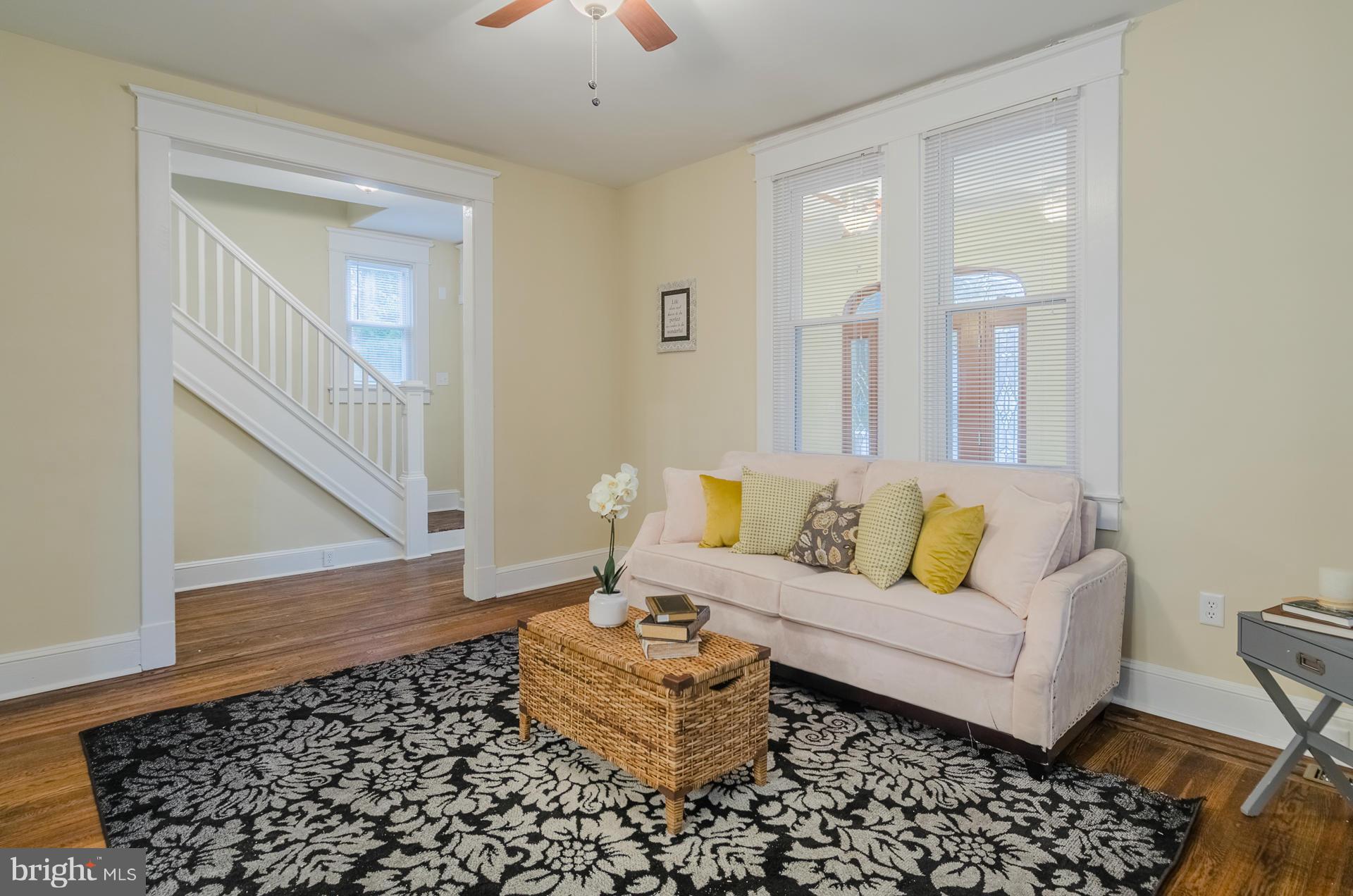 3303 Rueckert Avenue Baltimore, MD 21214 - Photo 6 of 30 Living Room