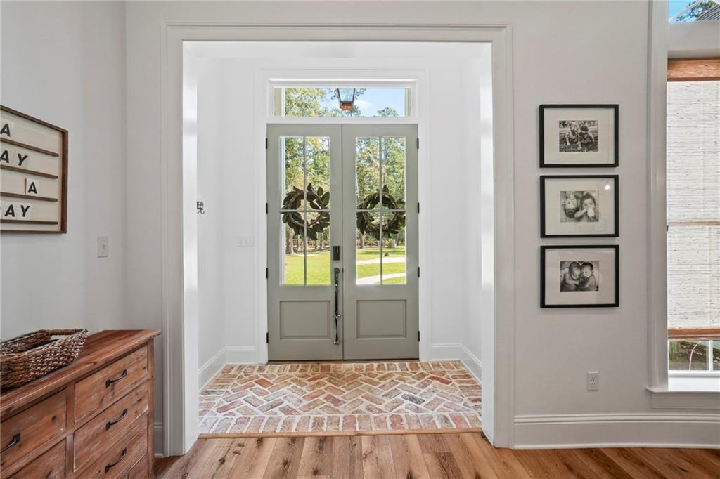 199 Perrilloux Road Madisonville, LA 70447 - Photo 4 of 34 Gallery Image 4