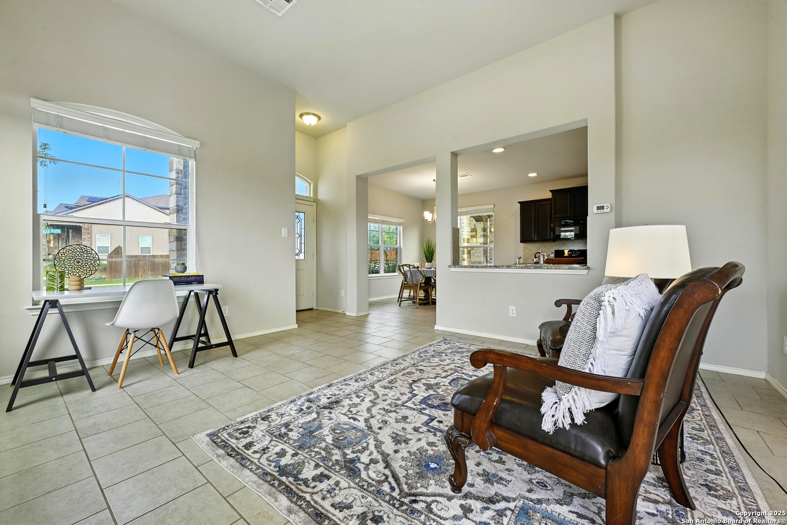 125 Windfield Path San Marcos, TX 78666 - Photo 8 of 38