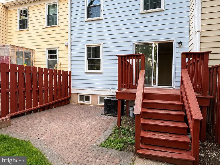 5927 Grand Banks Road Columbia, MD 21044 - Photo 8 of 10