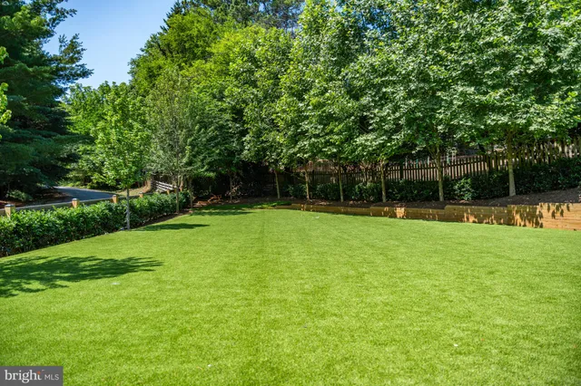 $9,850,000 | 1004 Dogue Hill Lane, McLean, VA 22101