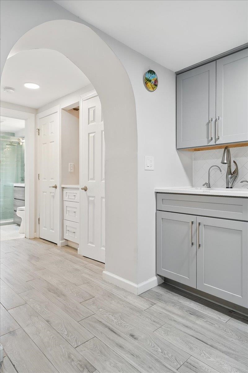 221 Terrace Avenue Jersey City, NJ 07307 - Photo 15 of 37