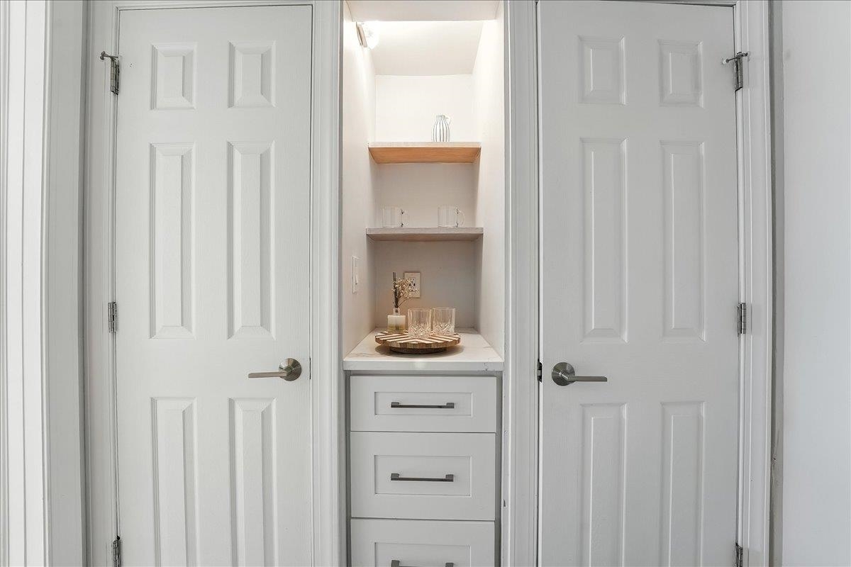 221 Terrace Avenue Jersey City, NJ 07307 - Photo 17 of 37