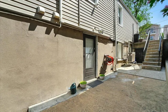 $700,000 | 221 Terrace Avenue, Jersey City, NJ 07307