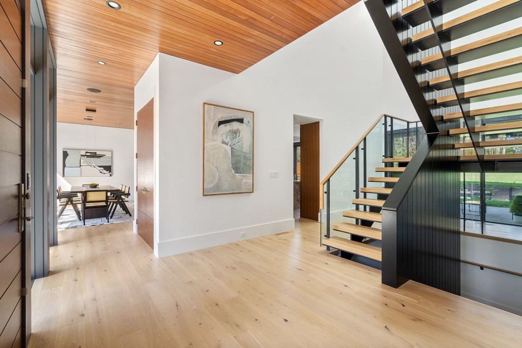 101 Black Oak Road Weston, MA 02493 - Photo 4 of 42