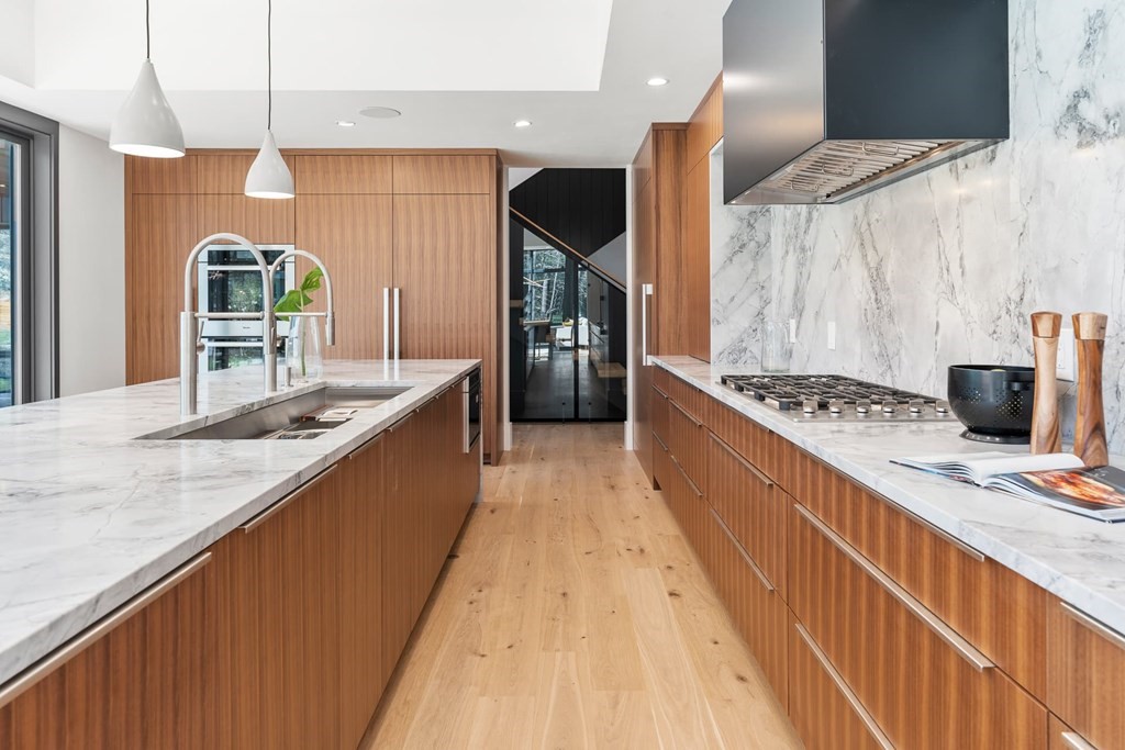 101 Black Oak Road Weston, MA 02493 - Photo 9 of 42