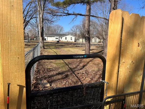 $215,000 | 702 Shenandoah Street, Cuba, MO 65453