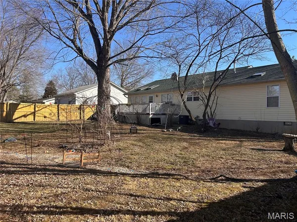 $215,000 | 702 Shenandoah Street, Cuba, MO 65453