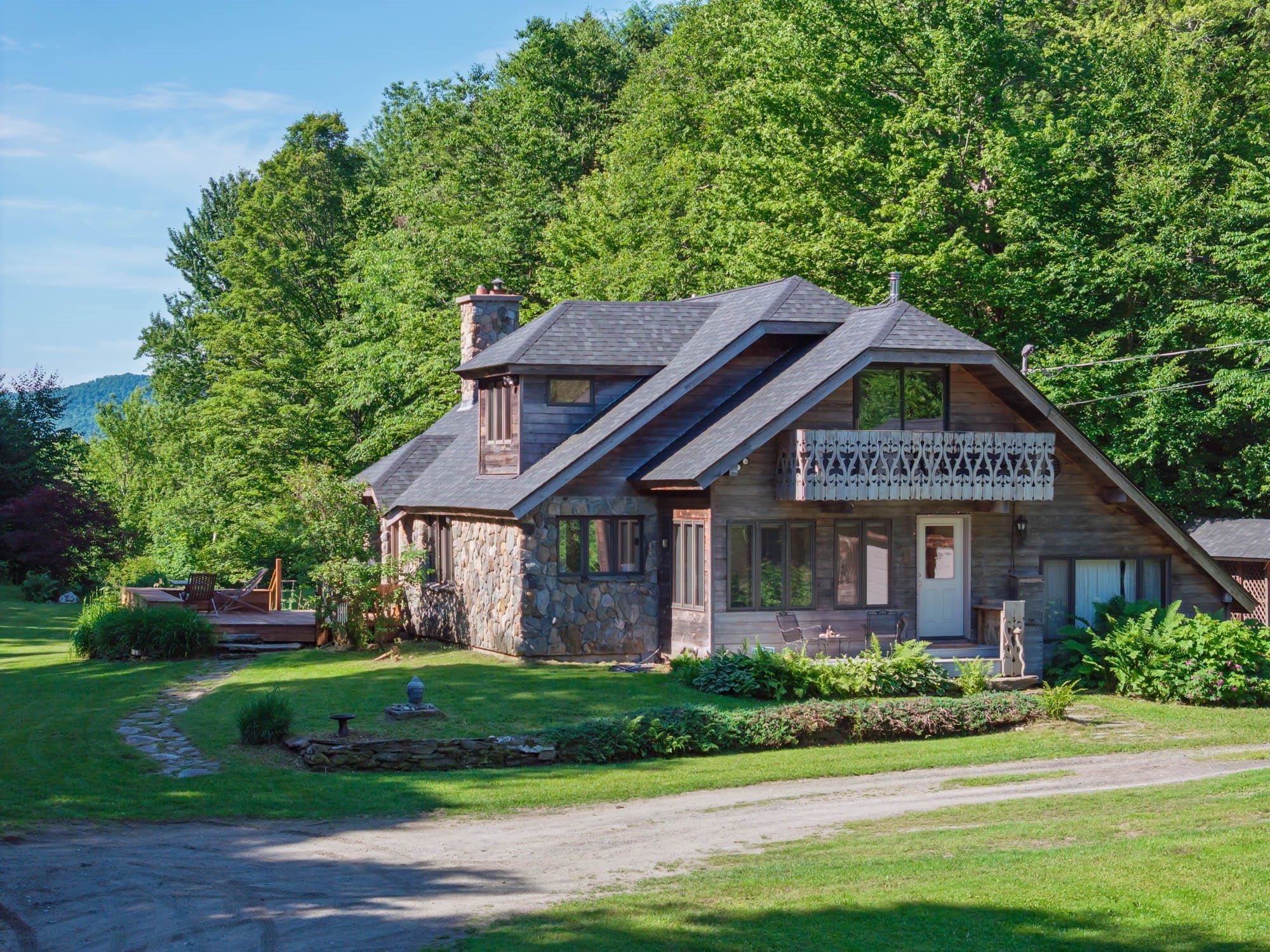 952 Bakersfield Fletcher, VT 05464 - Photo 1 of 40