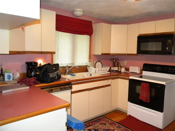 40 Fox Run Road Bellingham, MA 02019 - Photo 3 of 6 Gallery Image 3