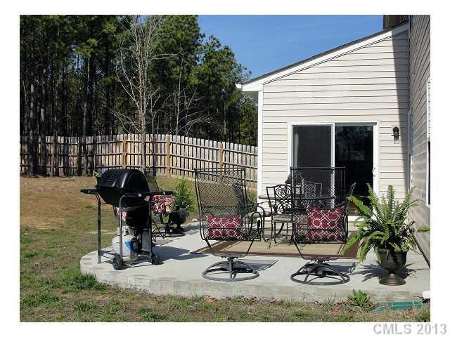 3060 Rhododendron Place Lake Wylie, SC 29710 - Photo 13 of 16 Gallery Image 13