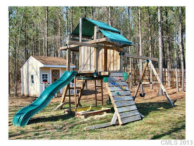 3060 Rhododendron Place Lake Wylie, SC 29710 - Photo 14 of 16 Gallery Image 14