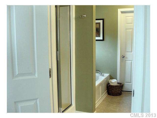 3060 Rhododendron Place Lake Wylie, SC 29710 - Photo 10 of 16 Gallery Image 10