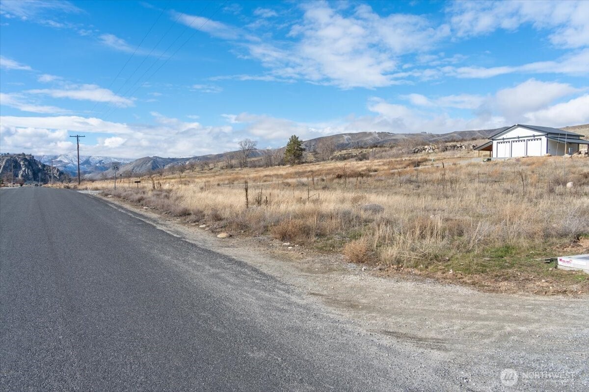 4241 Stayman Flats Road Chelan, WA 98816 - Photo 12 of 15