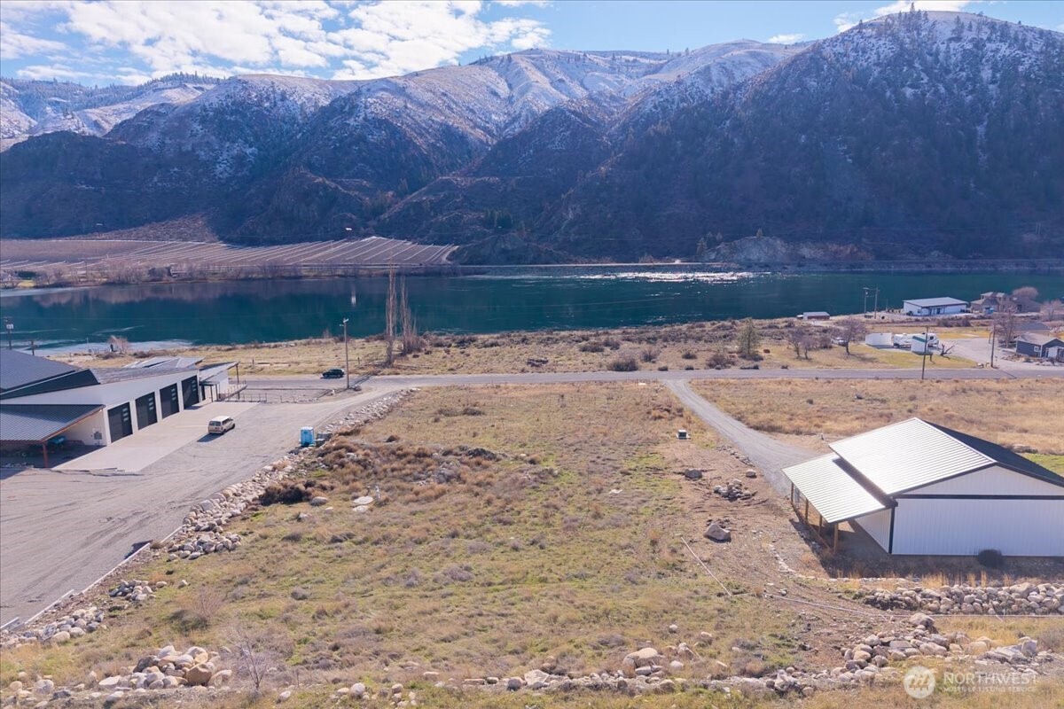 4241 Stayman Flats Road Chelan, WA 98816 - Photo 5 of 15