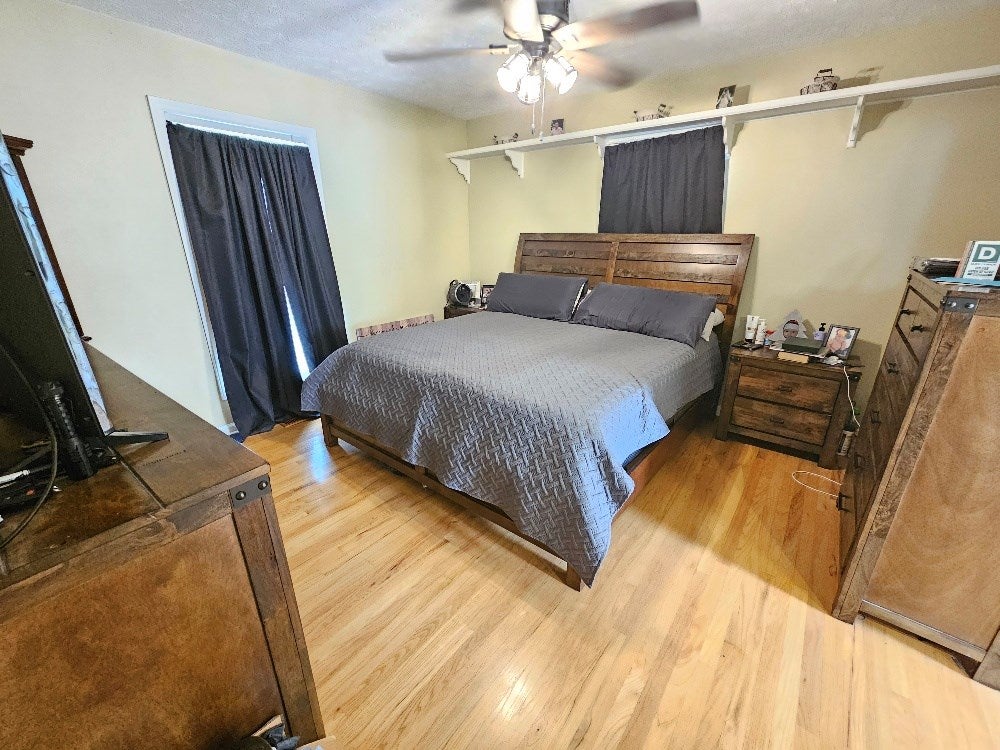 145 Cedar Point Galax, VA 24333 - Photo 12 of 26 Gallery Image 12