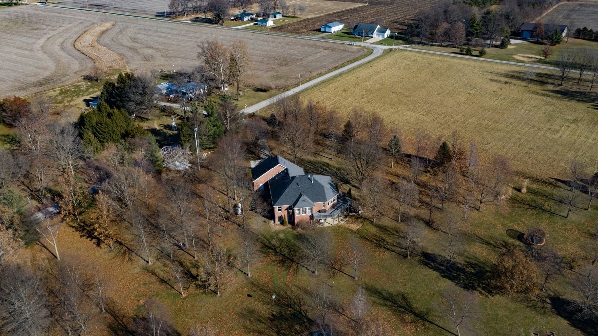 7130 Fulton Road New Berlin, IL 62670 - Photo 3 of 39
