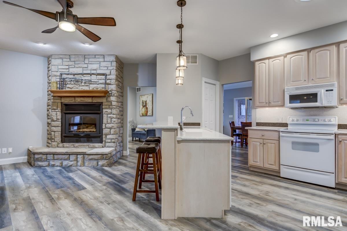 7130 Fulton Road New Berlin, IL 62670 - Photo 10 of 39