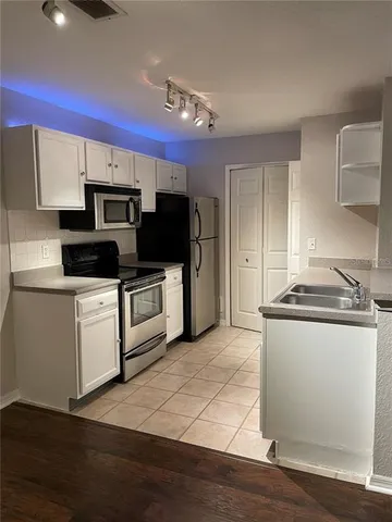 $1,335 | 7630 Pissarro Drive, Unit 16107, Orlando, FL 32819