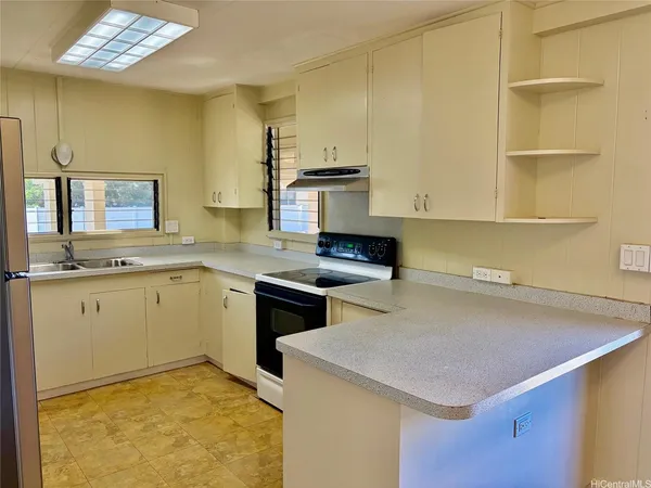 $3,200 | 98-400 Ponohale Street, Aiea, HI 96701