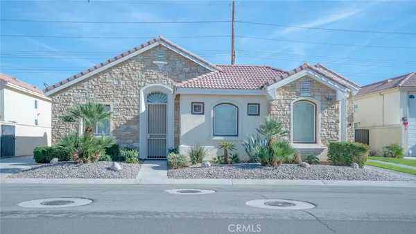 $2,975 | 49142 Barrymore Street, Indio, CA 92201