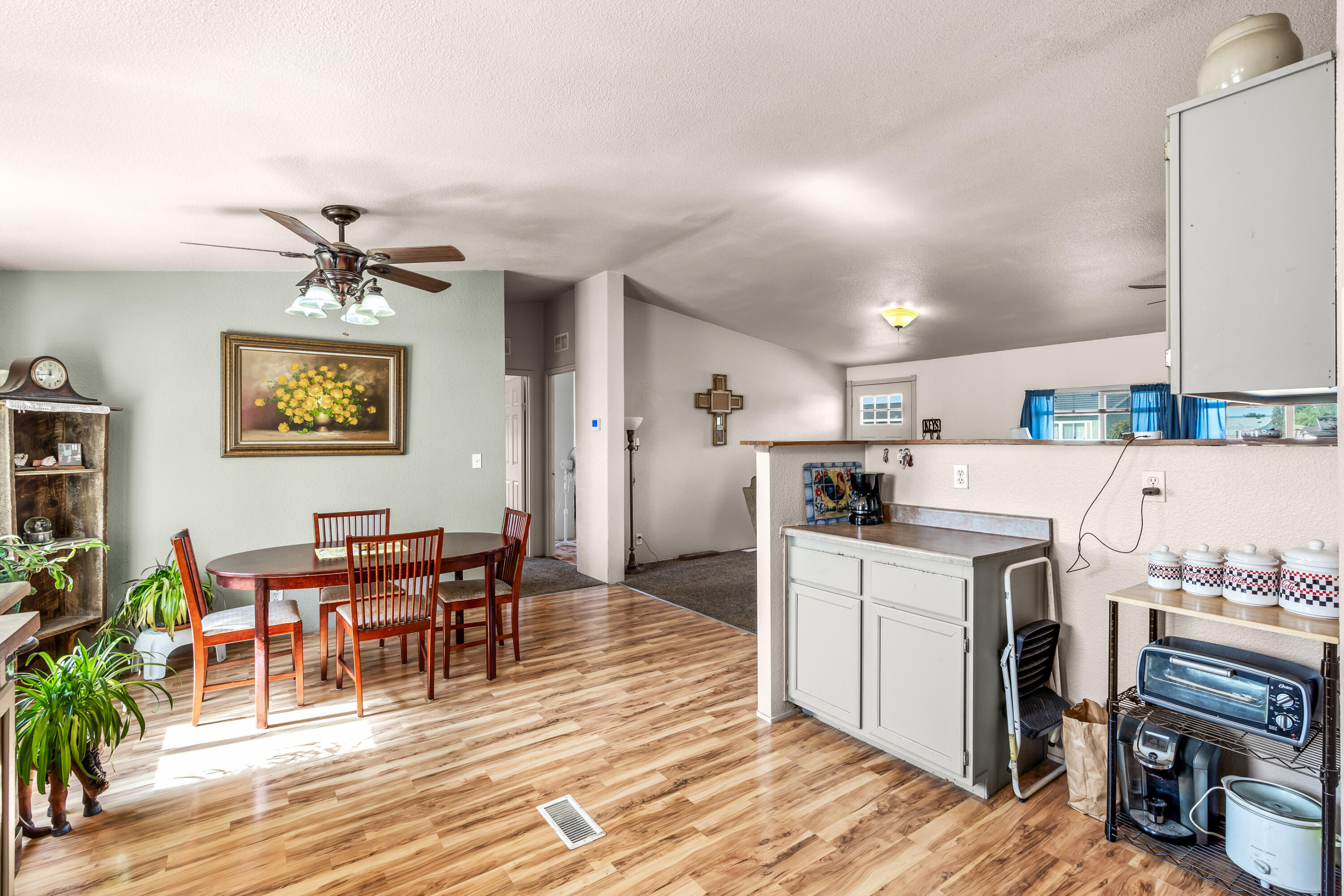 512 Center Ridge Drive Culver, OR 97734 - Photo 11 of 25 2023_05_30_512_center_ridge_dr_culver-20