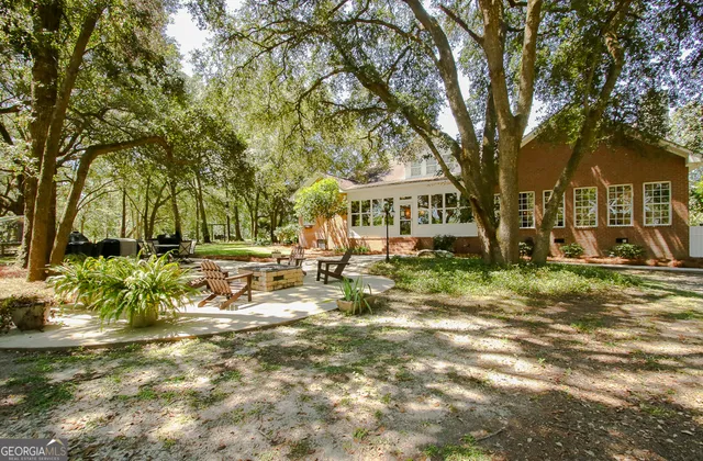 $689,000 | 611 Pearl Street, Collins, GA 30421