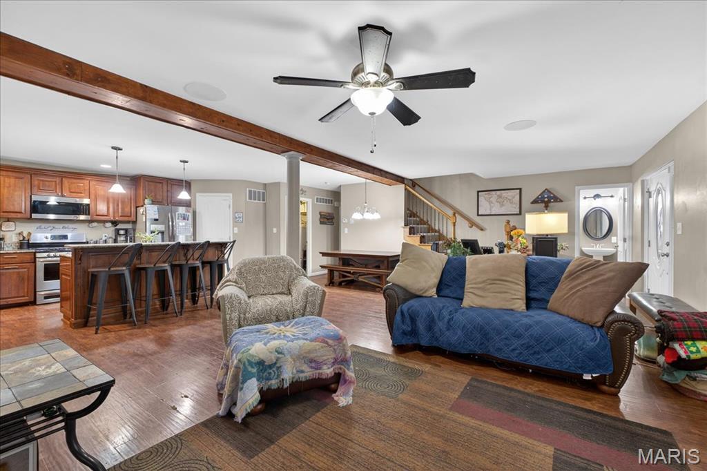 18 Chatteau Court Foristell, MO 63348 - Photo 8 of 51