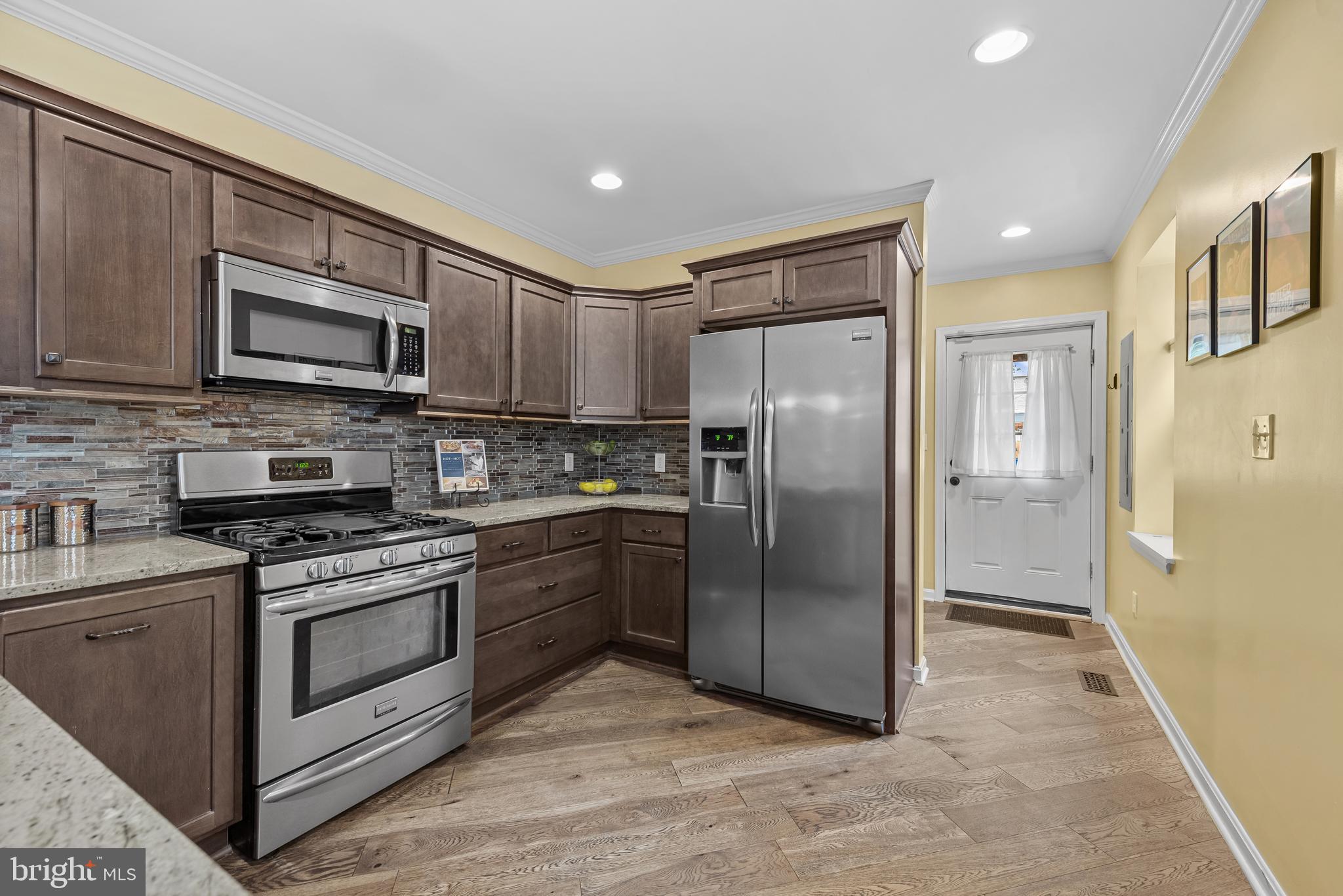 3552 Roland Avenue Baltimore, MD 21211 - Photo 11 of 28