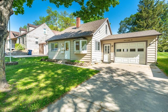 $193,000 | 722 Spruce Street, Fergus Falls, MN 56537