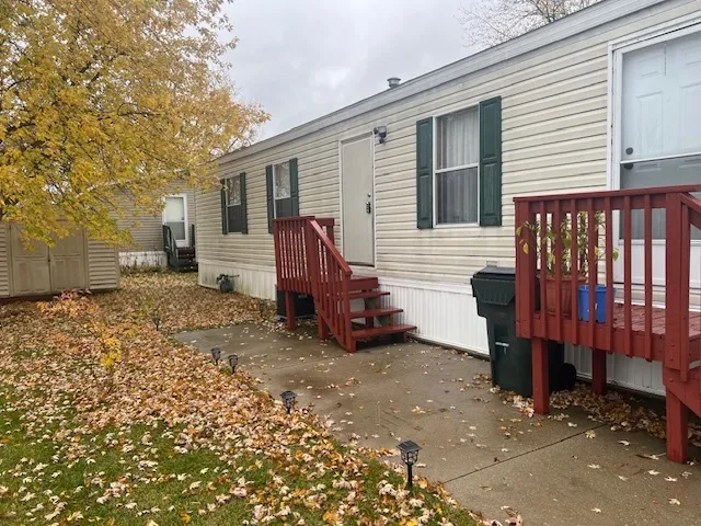 $49,000 | 3503 Elaine Avenue, Park City, IL 60085