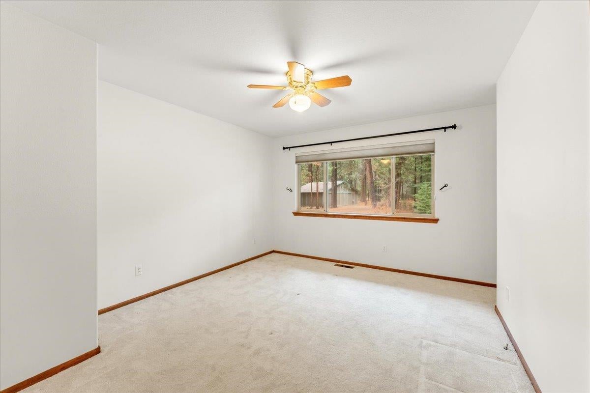 1138 Deetz Road Mount Shasta, CA 96067 - Photo 29 of 49 Gallery Image 29