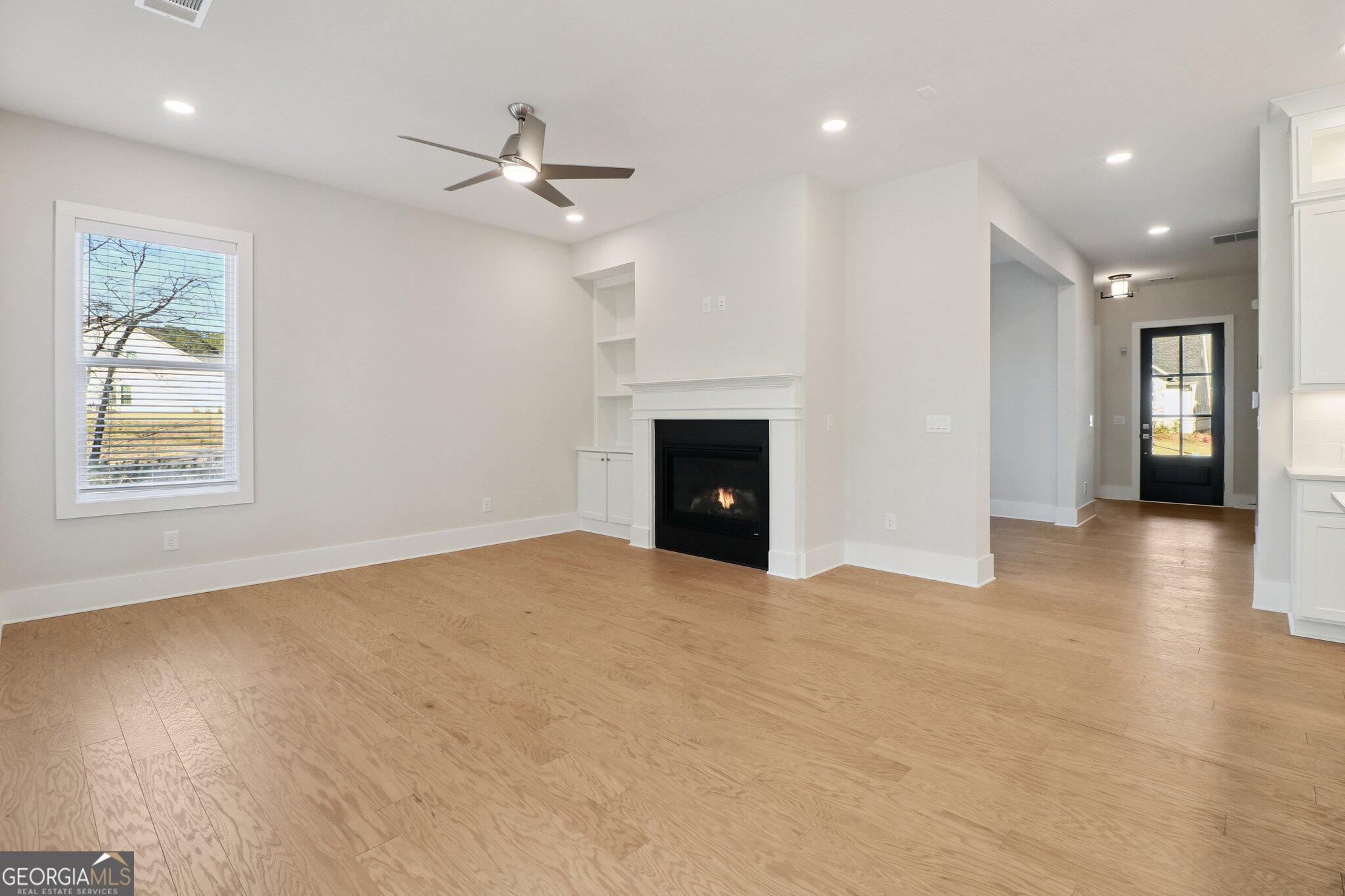 185 Mooney Road Woodstock, GA 30188 - Photo 7 of 25